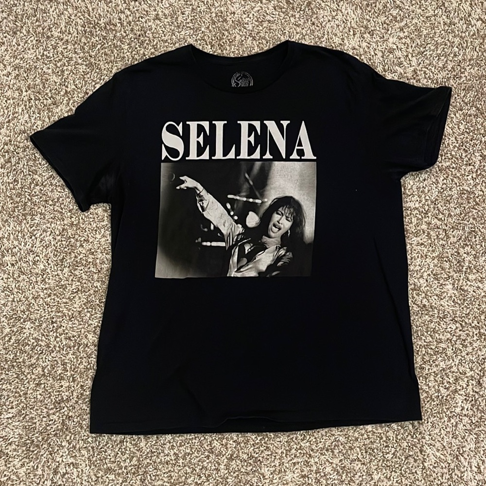 Black Selena T-Shirt